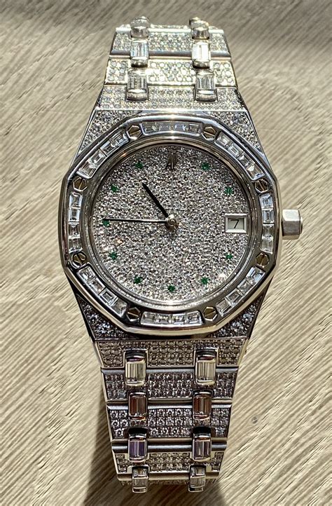 audemars piguet royal oak diamant|audemars piguet full diamond price.